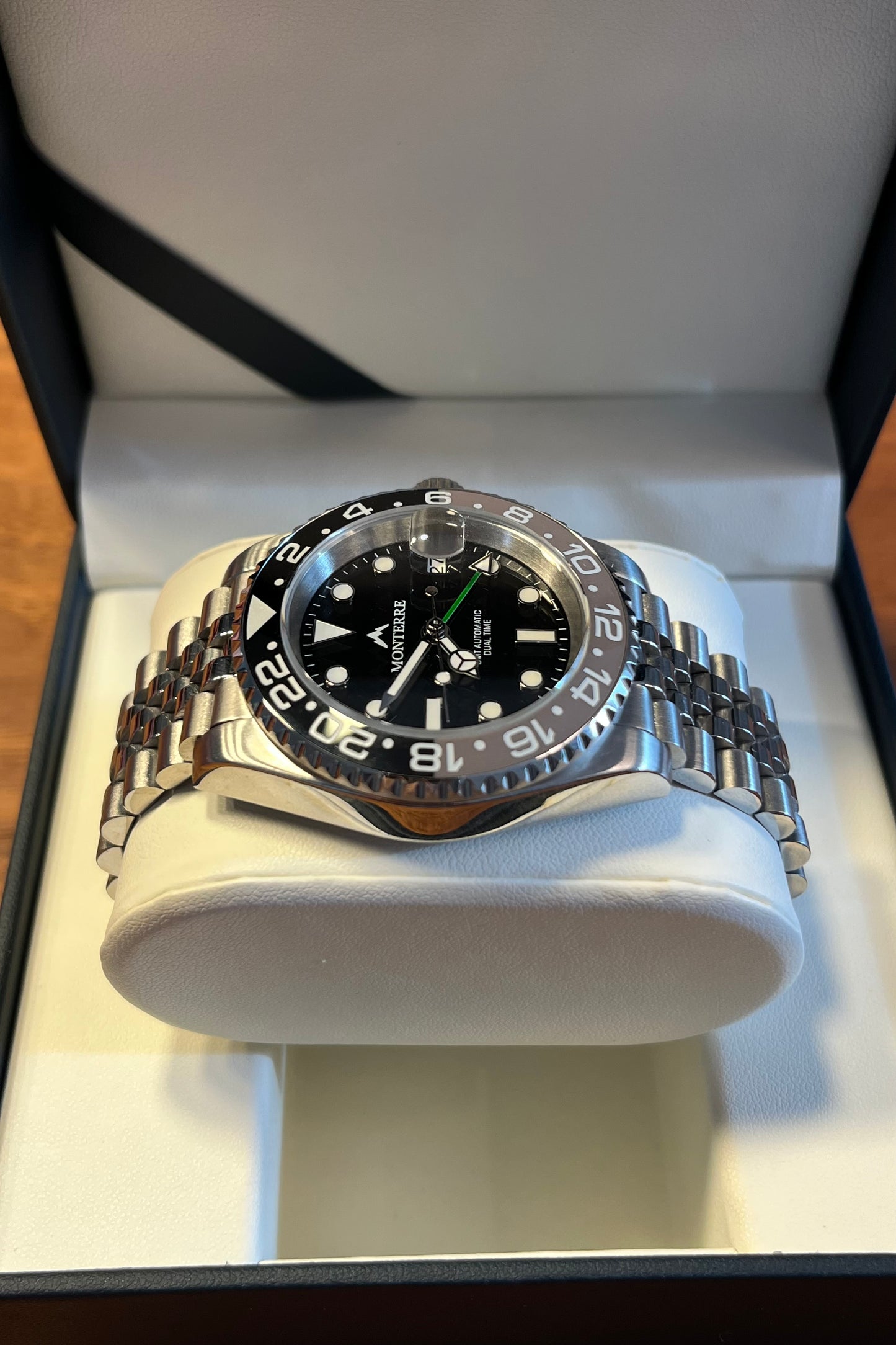 DARK KNIGHT GMT GREEN