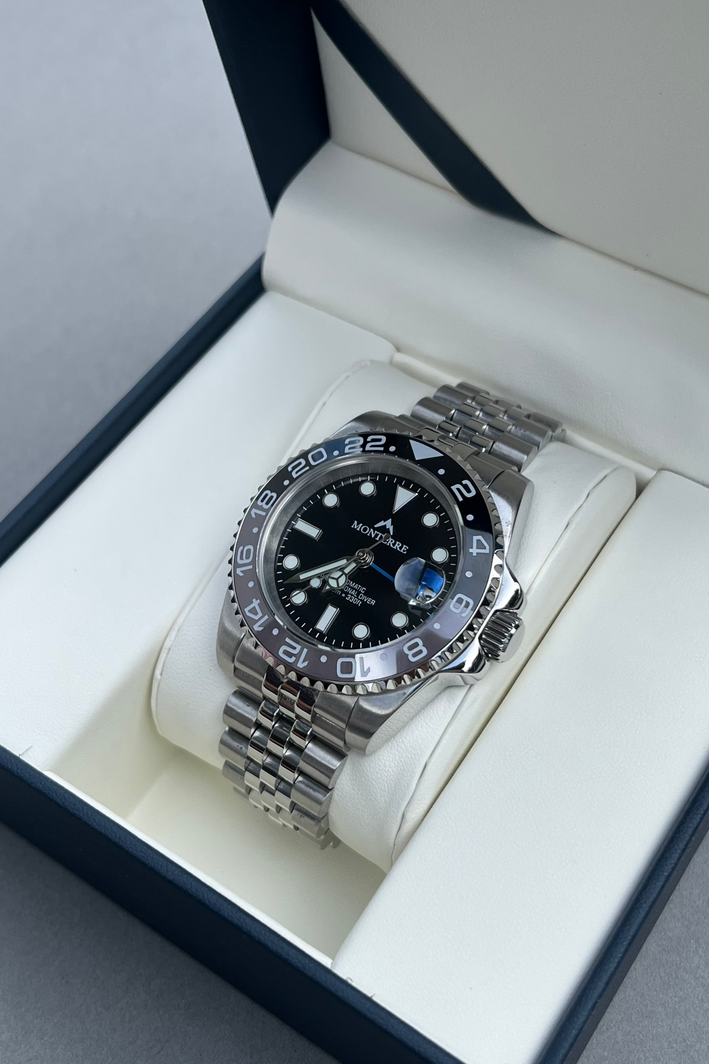 DARK KNIGHT GMT