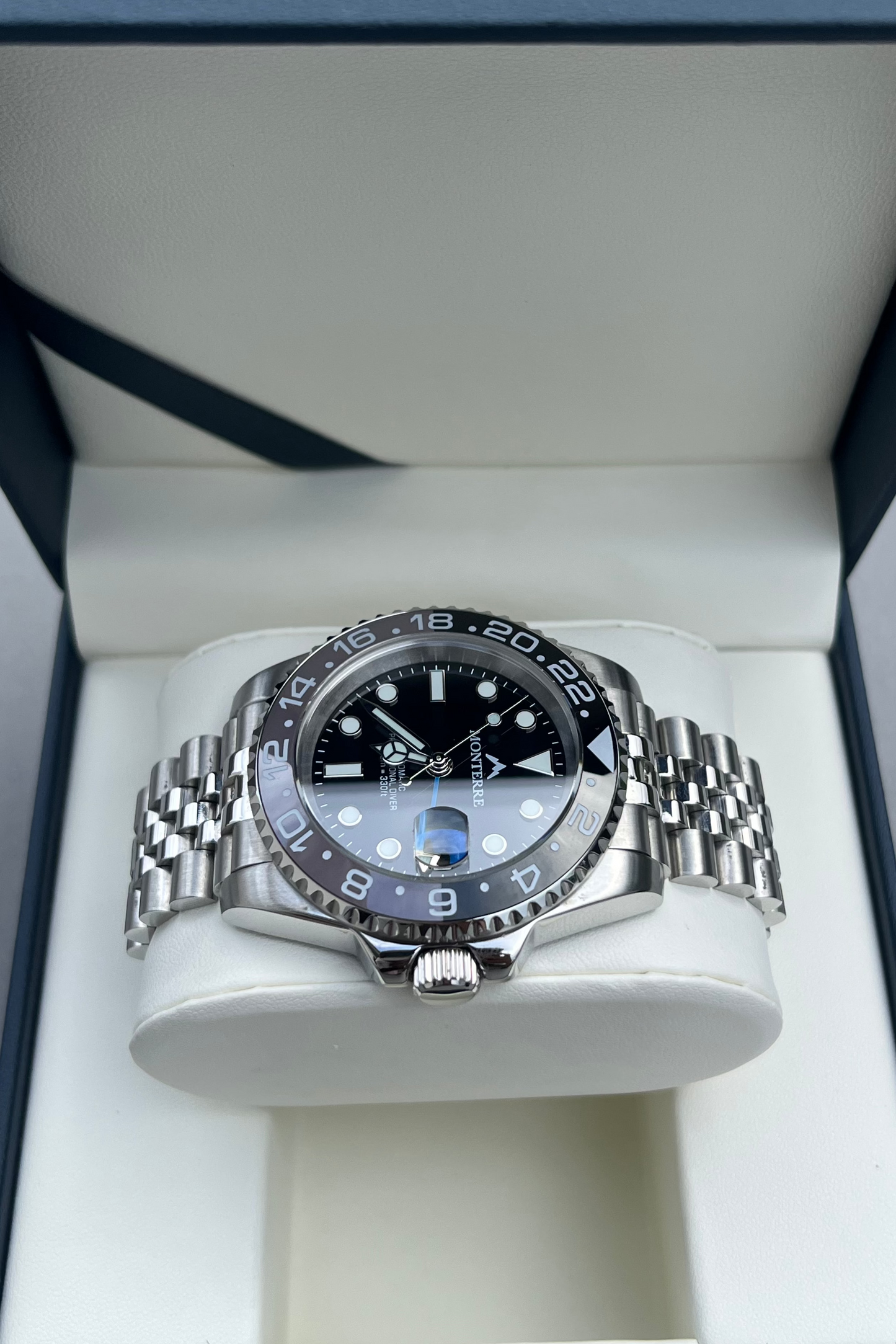 DARK KNIGHT GMT