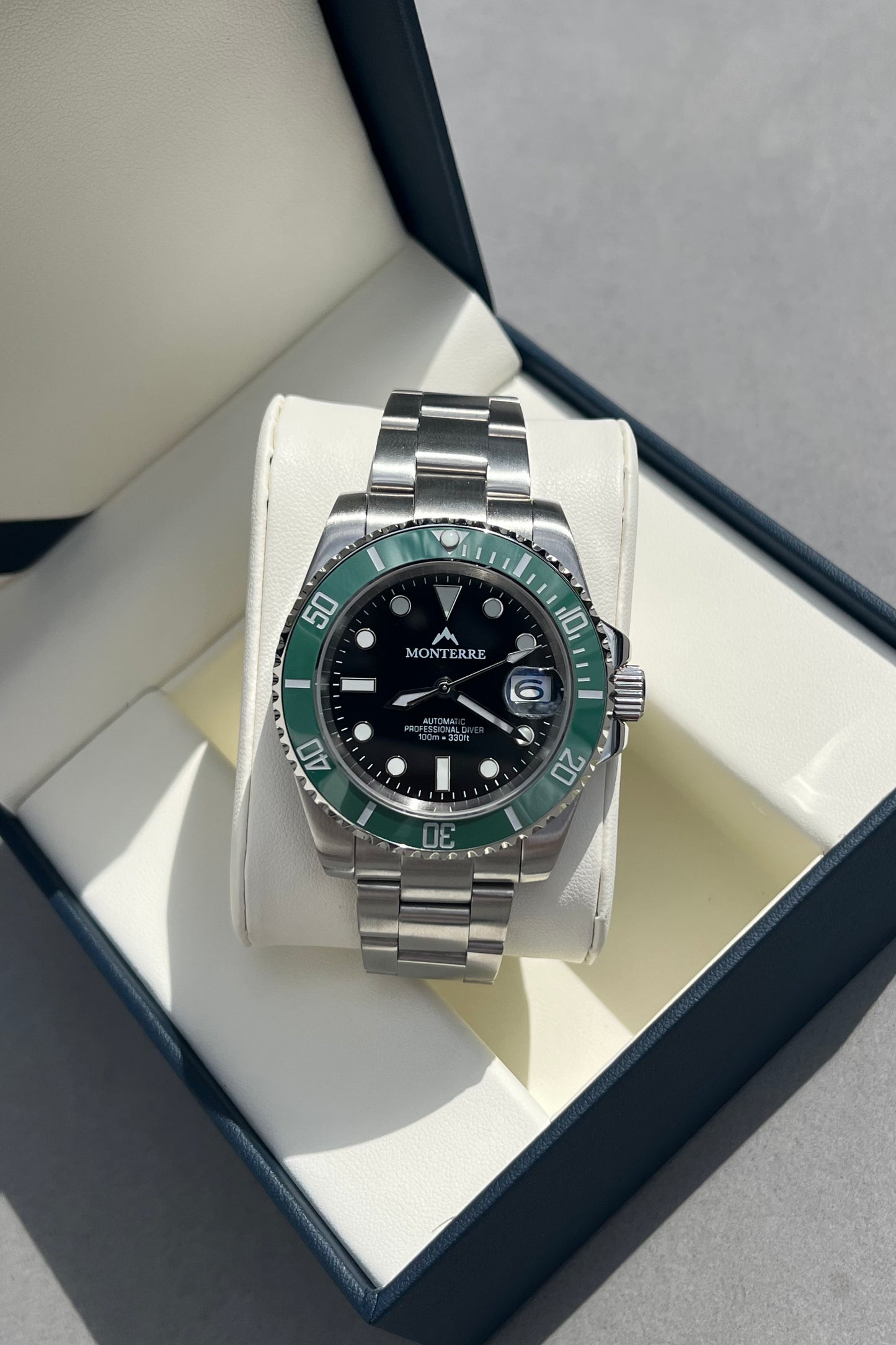 GREEN PROFESSIONAL DIVER 40mm