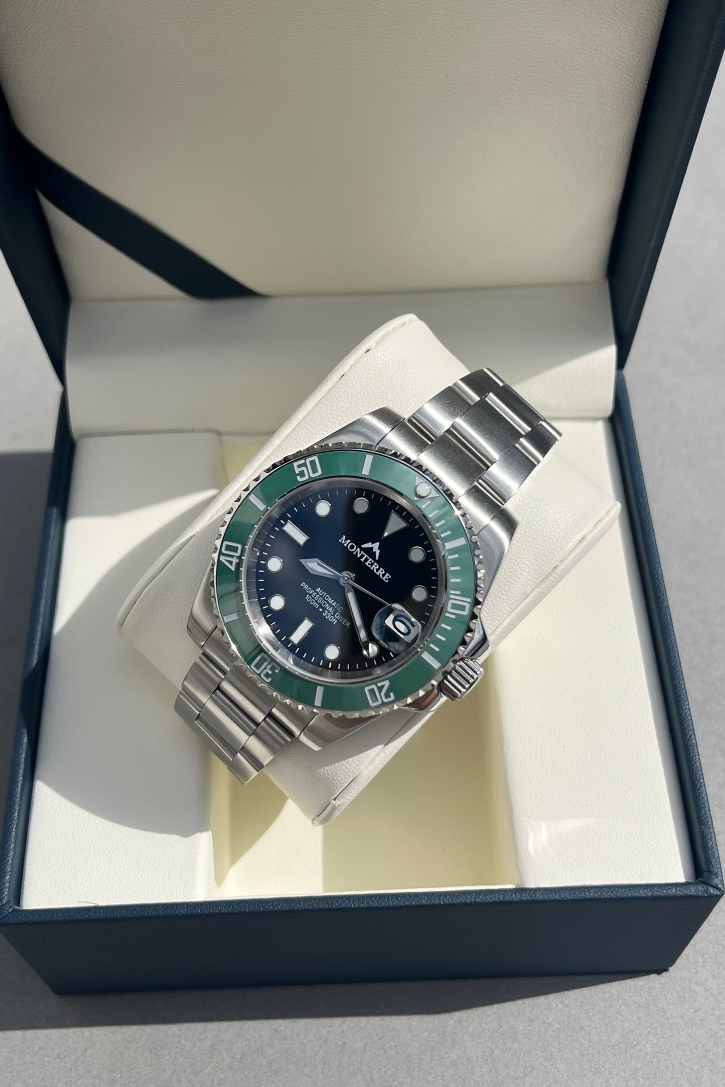 GREEN PROFESSIONAL DIVER 40mm