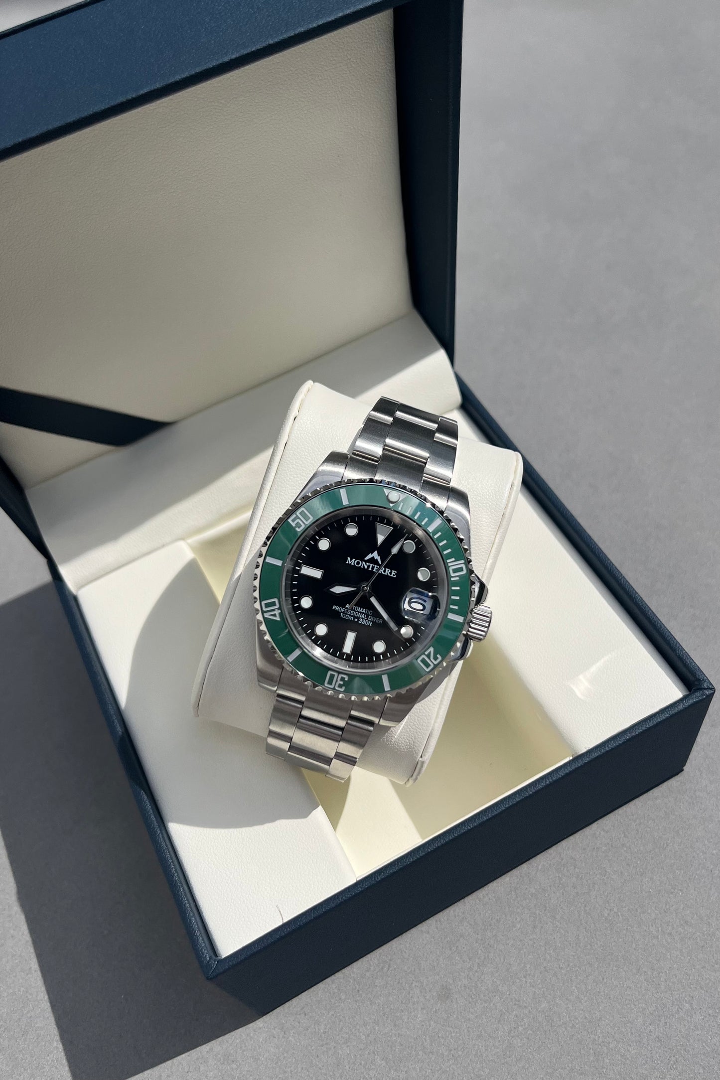 GREEN PROFESSIONAL DIVER 40mm