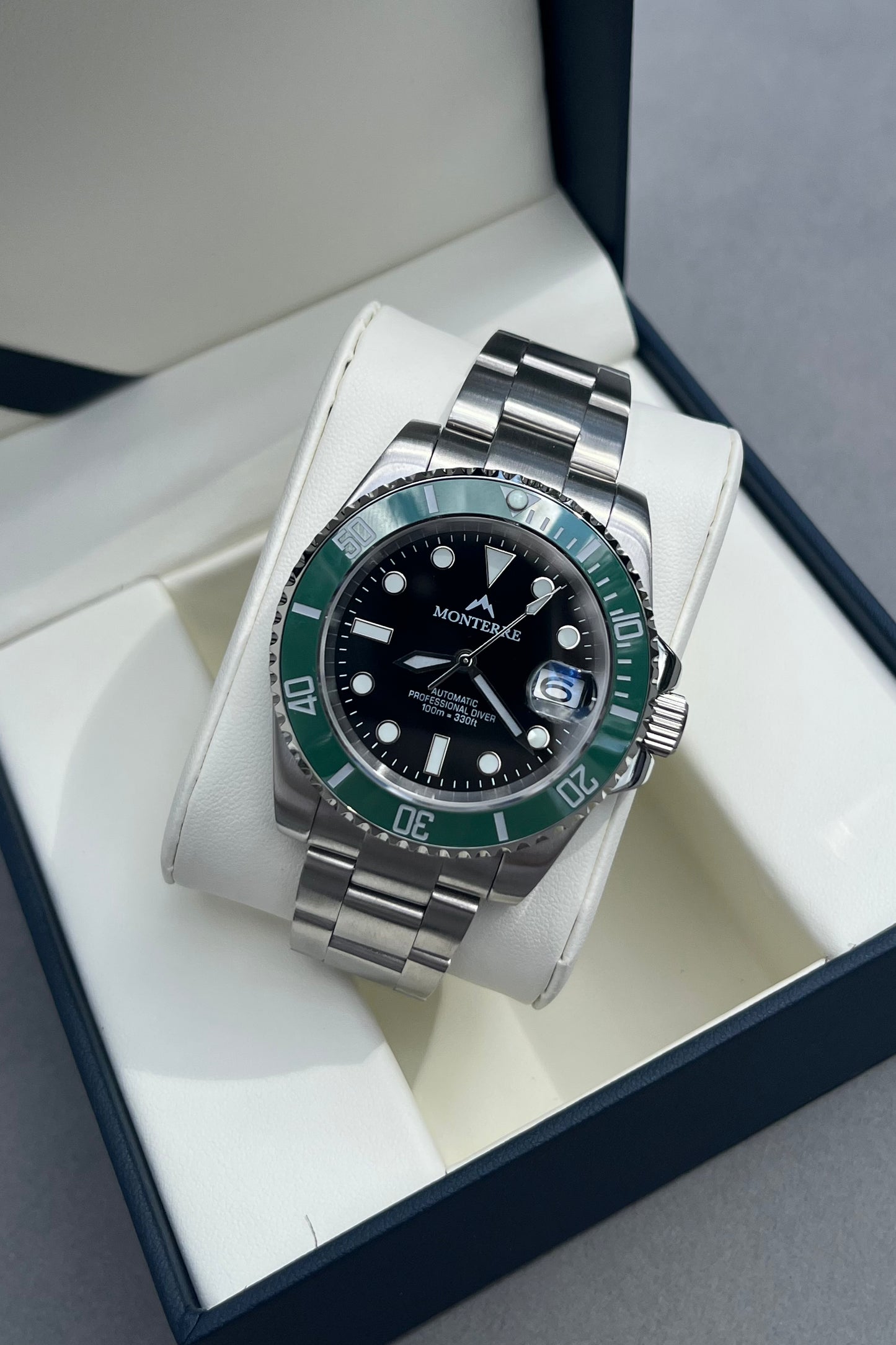 GREEN PROFESSIONAL DIVER 40mm