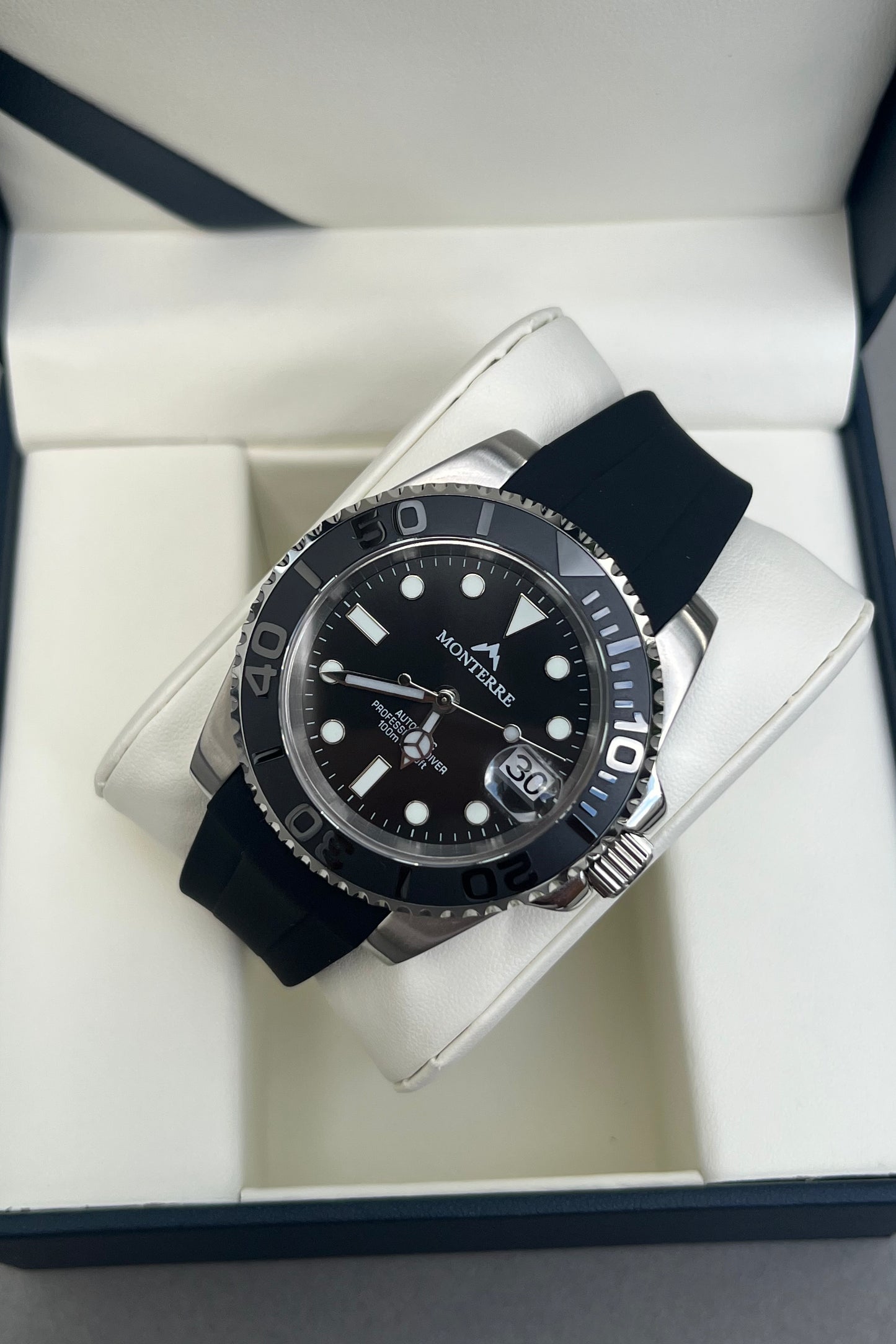 BLACK PROFESSIONAL DIVER 2.0