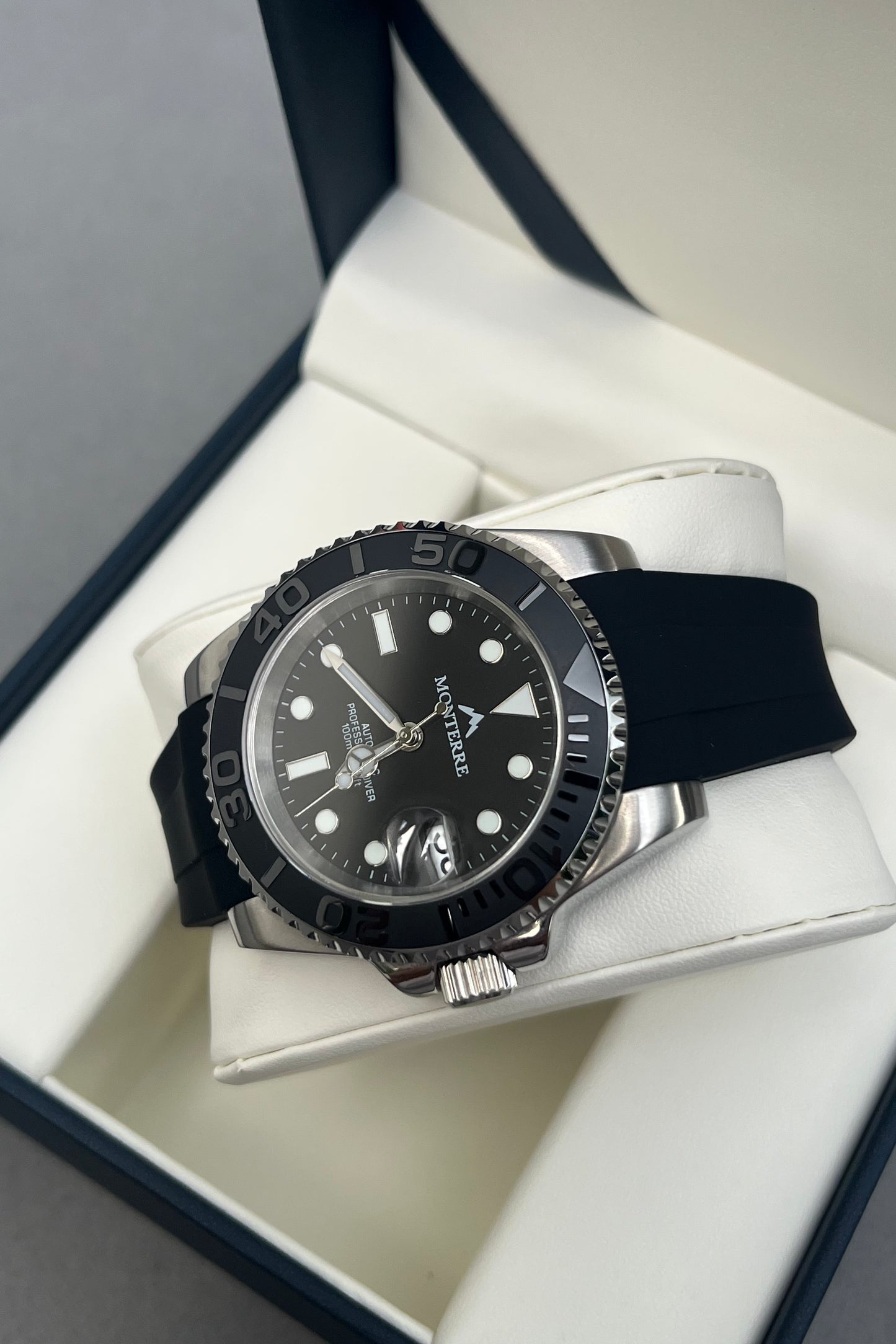 BLACK PROFESSIONAL DIVER 2.0