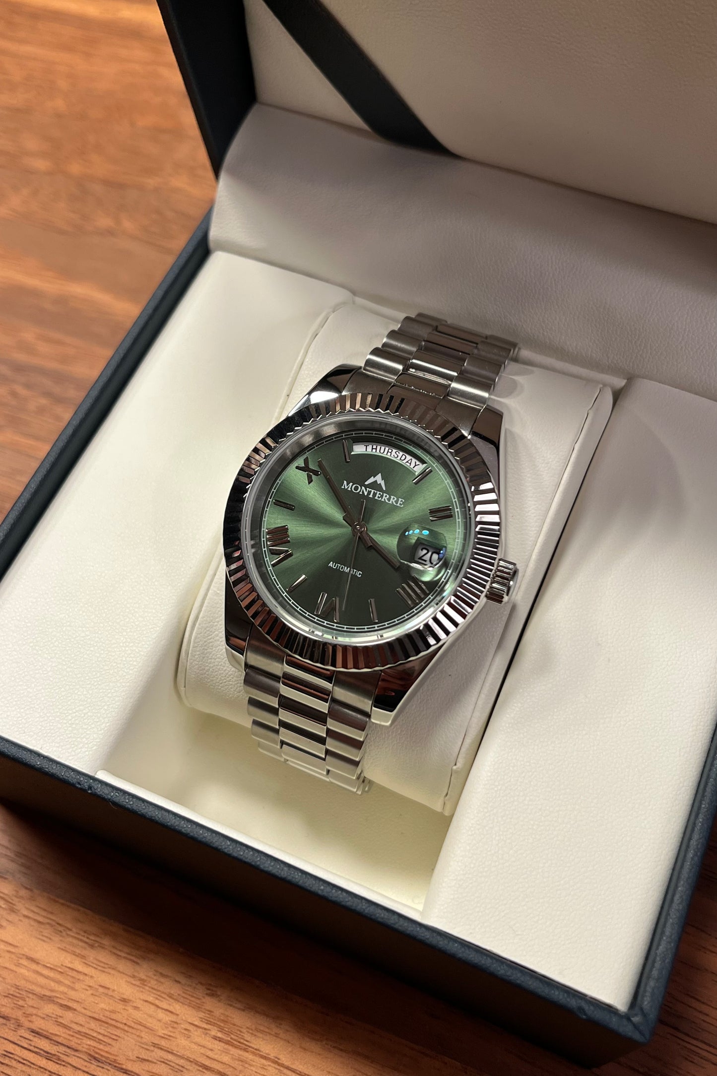 DATE N' DATE 40MM GREEN